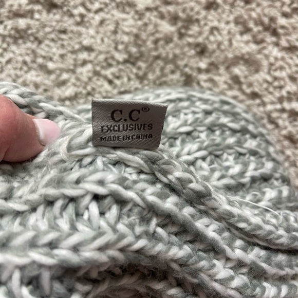CC Beanie - Picture 5 of 5